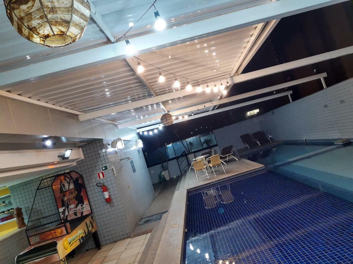 Constantino Hotel E Eventos Juiz de Fora Dış mekan fotoğraf The swimming pool at the hotel
